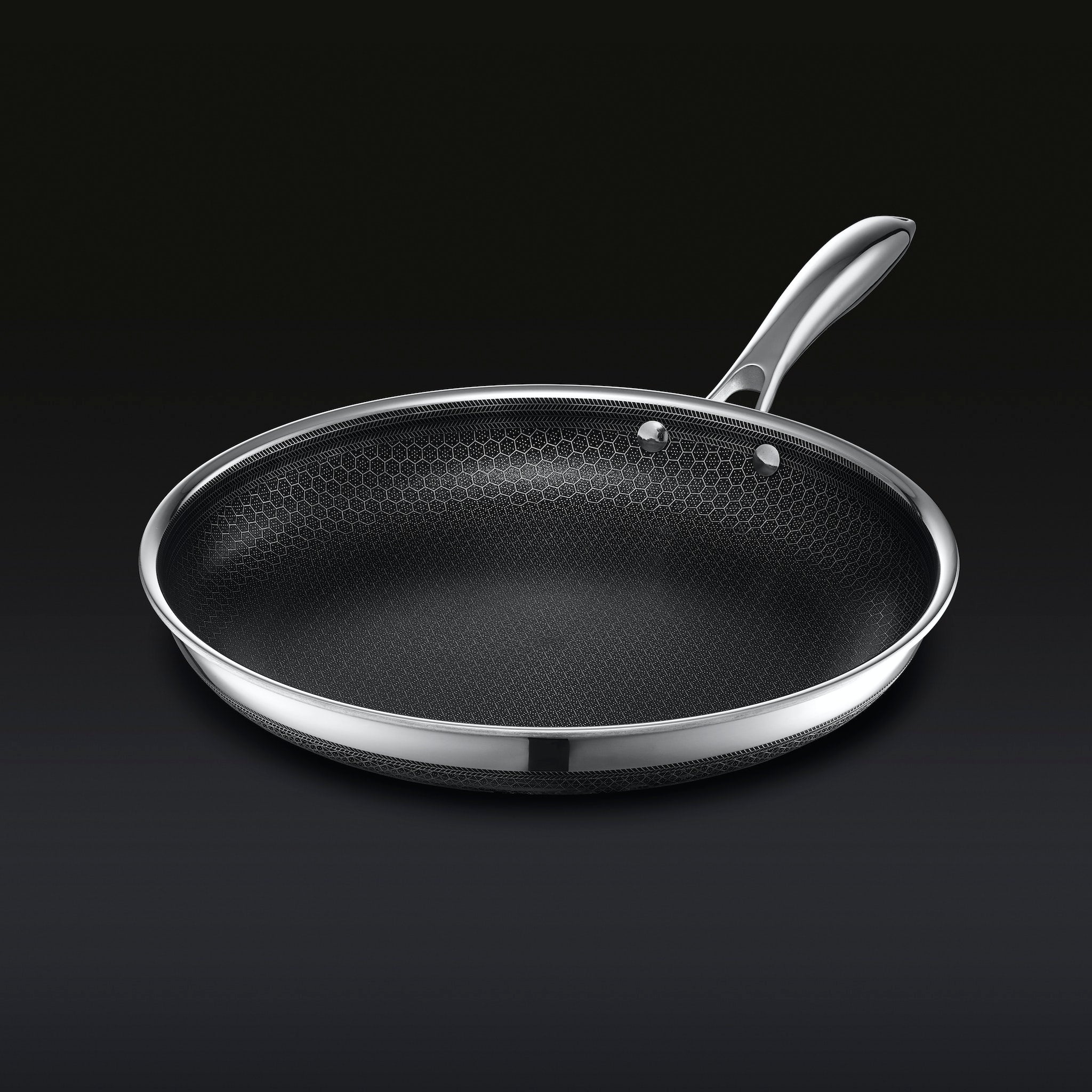 Hexclad_12inchPan_34NoLid_BLACK_34a73067-2f5a-474b-a0ef-b818b371b412